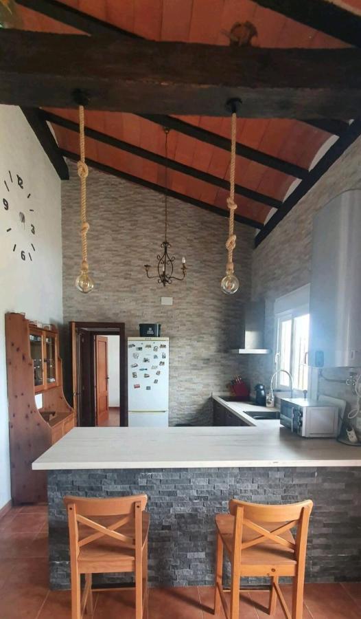 Villa Antonia Gibraleon Luaran gambar